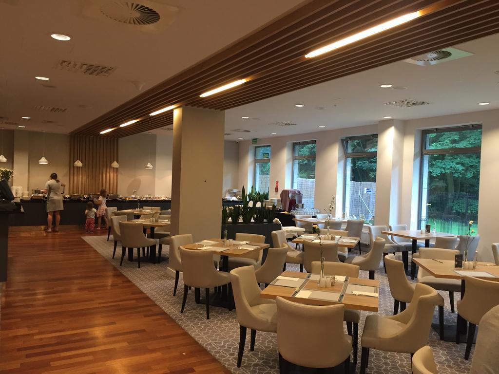 Apartament Przy Plazy - Darmowe Spa, Basen, Hotel Diune Kołobrzeg Esterno foto